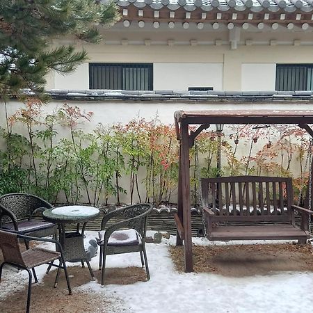 Adam Guesthouse Гиеонгджу Екстериор снимка