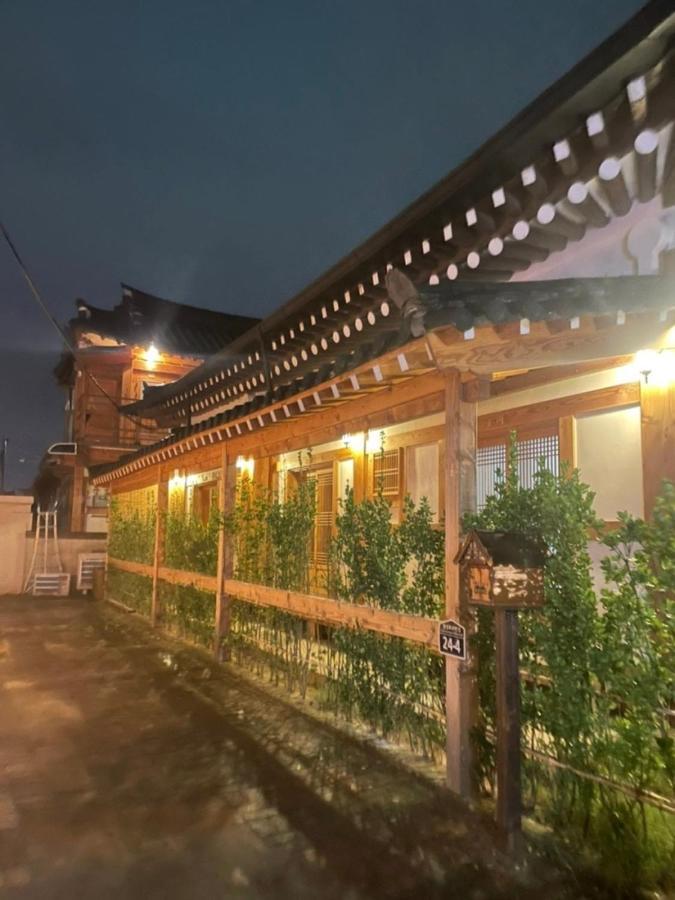Adam Guesthouse Гиеонгджу Екстериор снимка